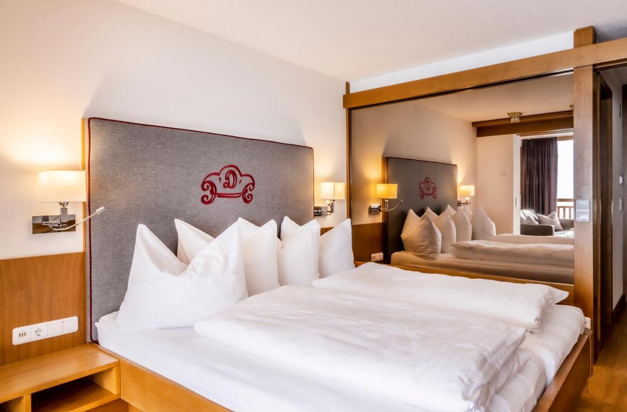 Hotel Damuelser Hof - Wellness & 4*
