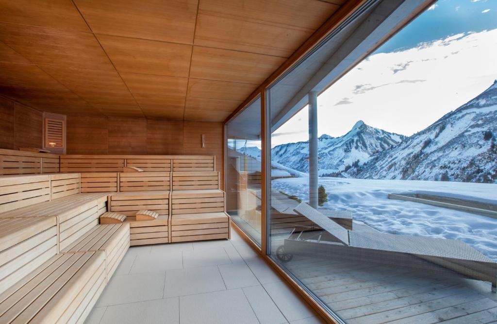 Damuelser Hof - Wellness & Hotel